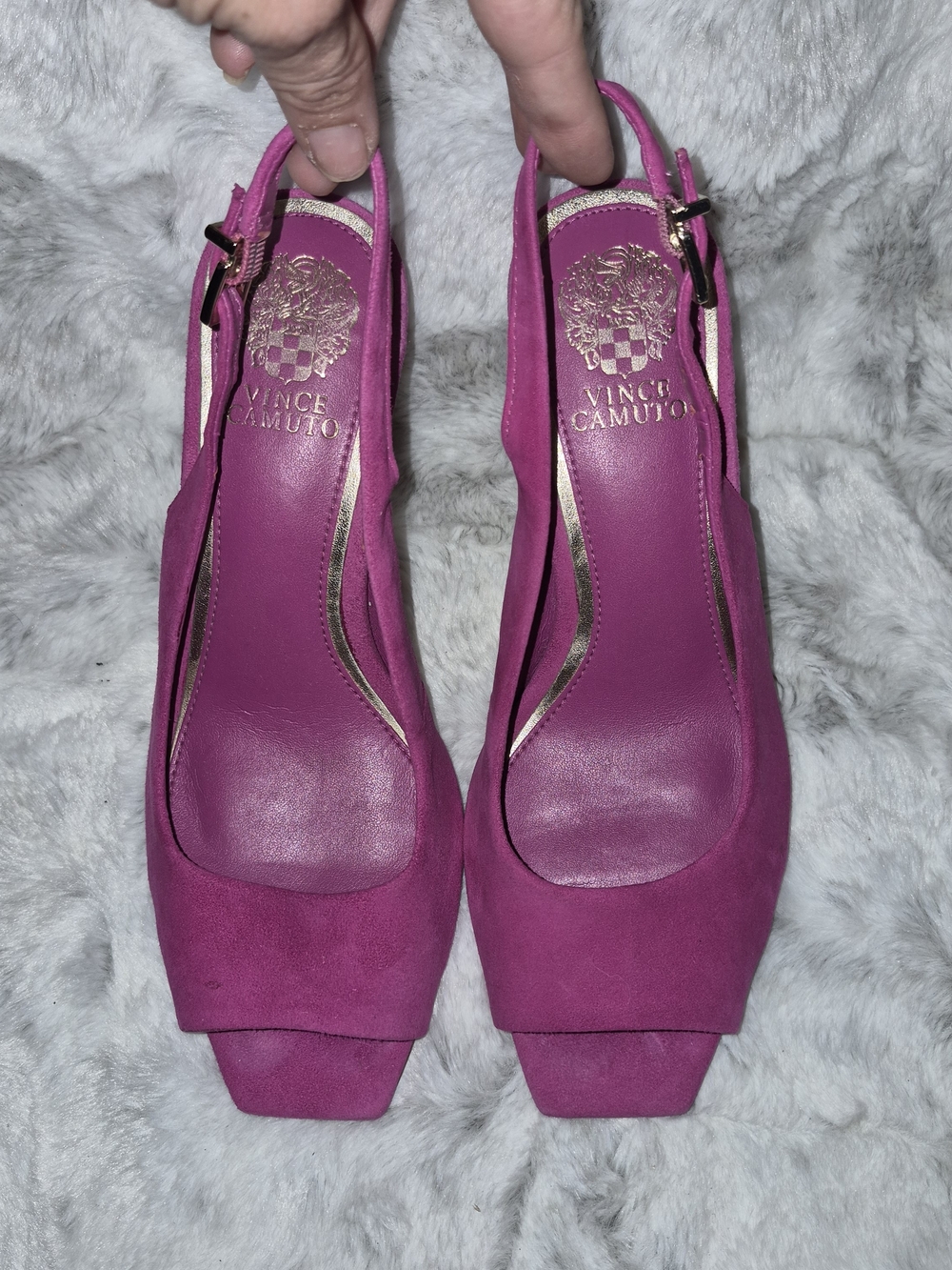 Vince Camuto Women's Fuchsia Suede Slingback Pumps